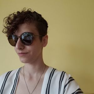 Meet your Posher, Hannah